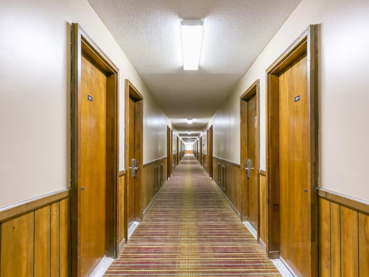 Raceway Inn ダーリントン エクステリア 写真
