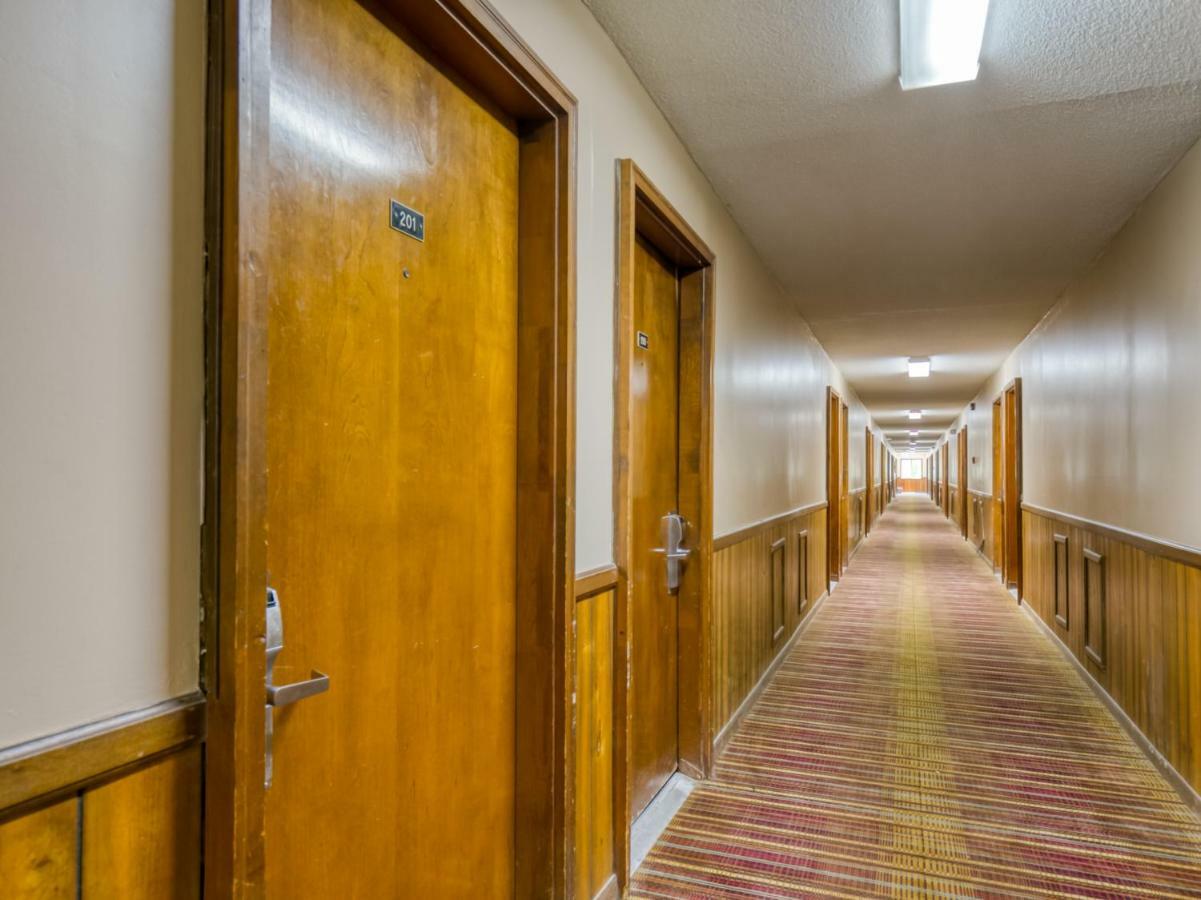 Raceway Inn ダーリントン エクステリア 写真